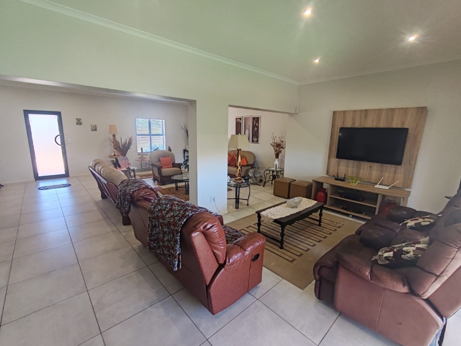 3 Bedroom Property for Sale in Country Club Western Cape